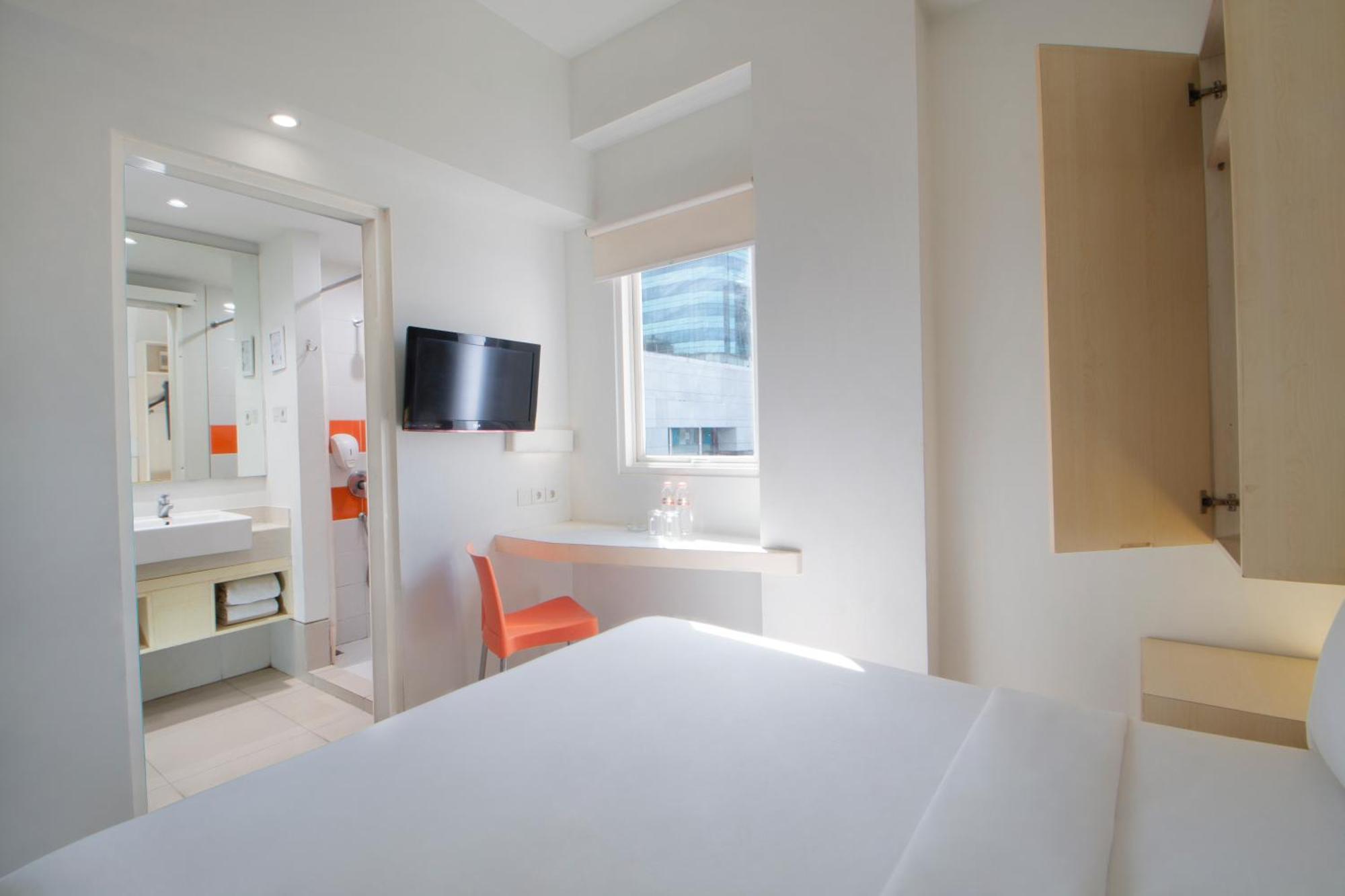 Cleo Hotel Tunjungan Surabaya Esterno foto