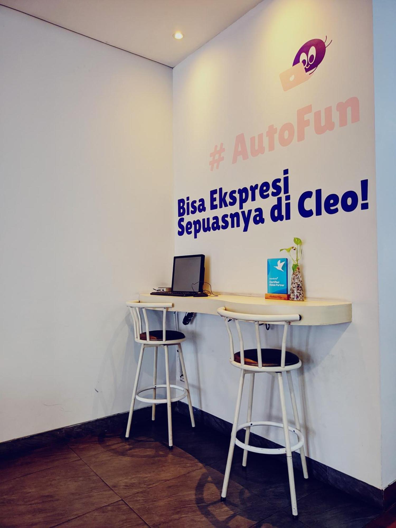 Cleo Hotel Tunjungan Surabaya Esterno foto